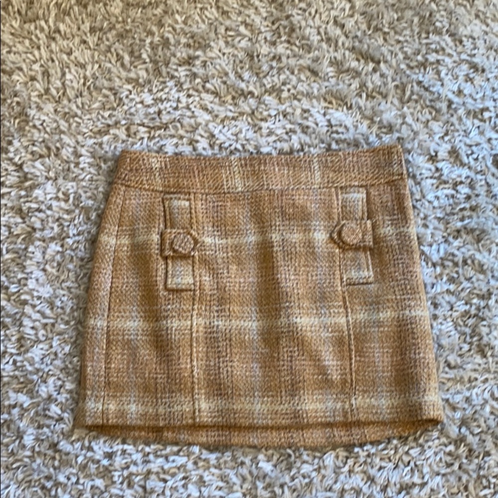 Adorable cozy plaid pencil skirt